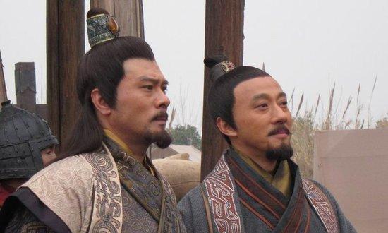 《鸿之下》中袁绍值得培养的阵容与技能搭配(优秀的袁绍阵容与技能搭配为你带来胜利)